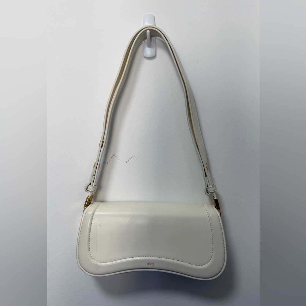 White Shoulder Bag JW Pei
